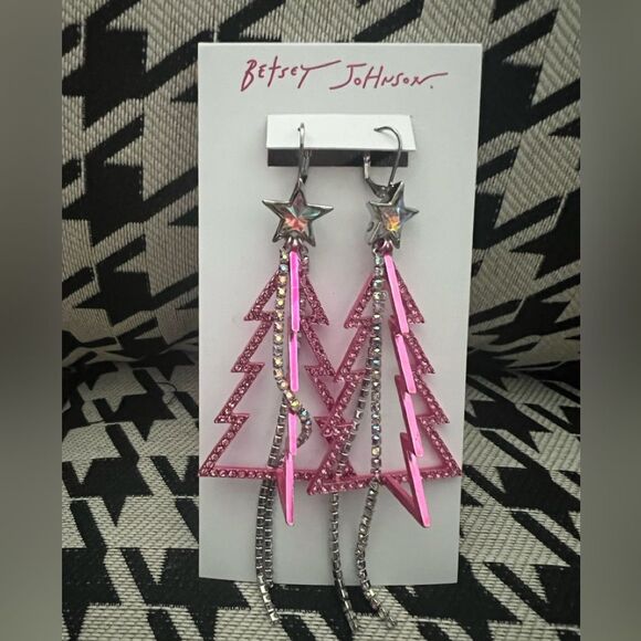 Betsey Johnson Pink Metallic 3D Christmas Tree Dangle Earrings - Picture 1 of 4